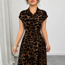 Vestido Catarina com Estampa de Leopardo e Cintura Marcada